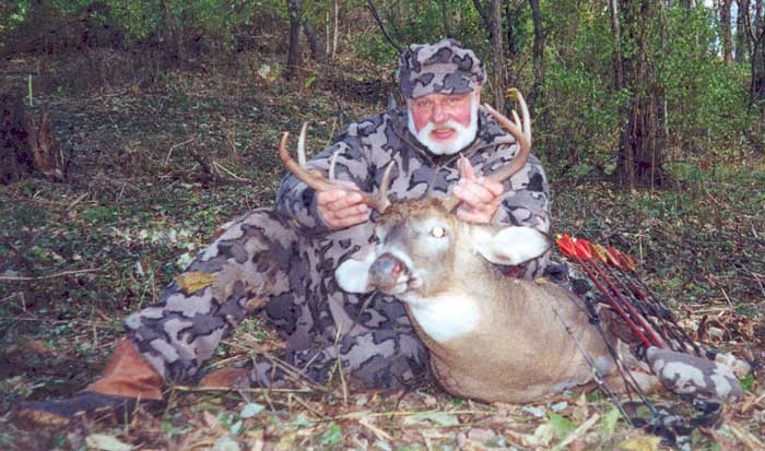 Bob Fratzke   Master bowhunter wearing Winona Camo hunting clothes with Winona Ridgerunner hat