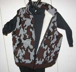 Knit Winona Camo™ Vest lined with sherpa in color way S  Knit Winona Camo™ Vest lined with sherpa in color way S